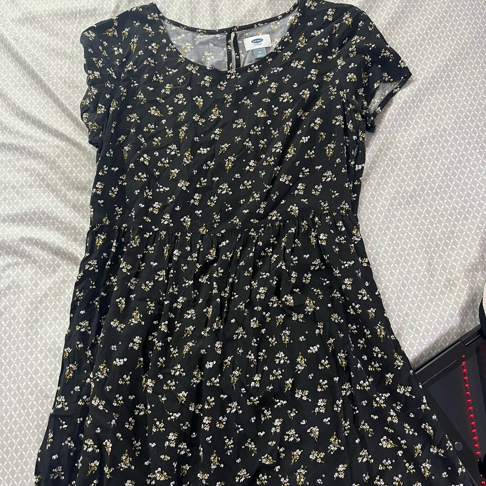 Old Navy Black and White Flutter Sleeve Sundress